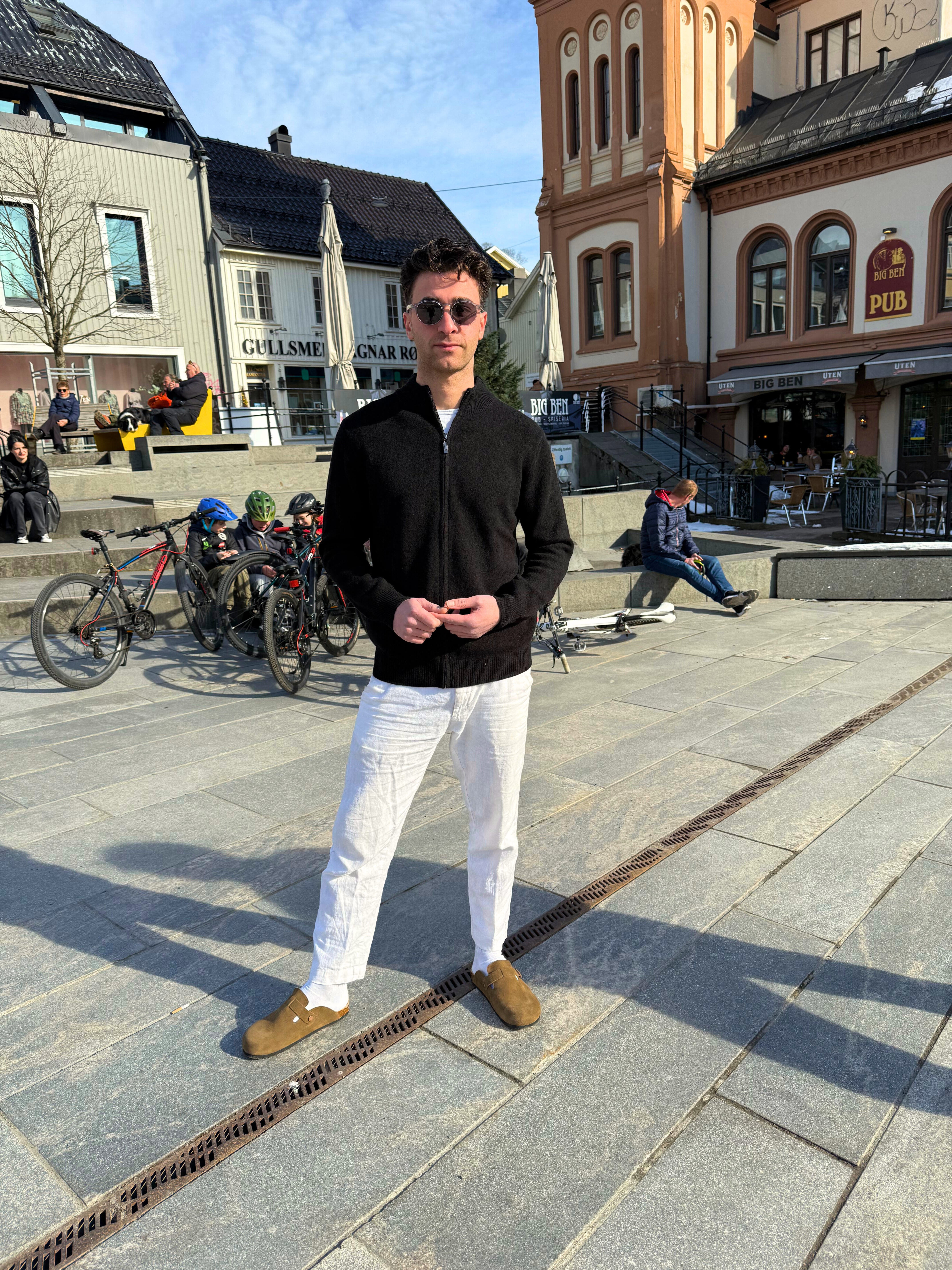 Merino Ull Full Zip Svart